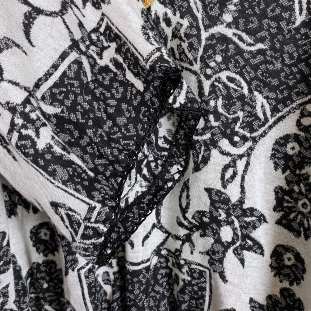 Free People hoodie, pullover, sweater - Picture 5 of 6
